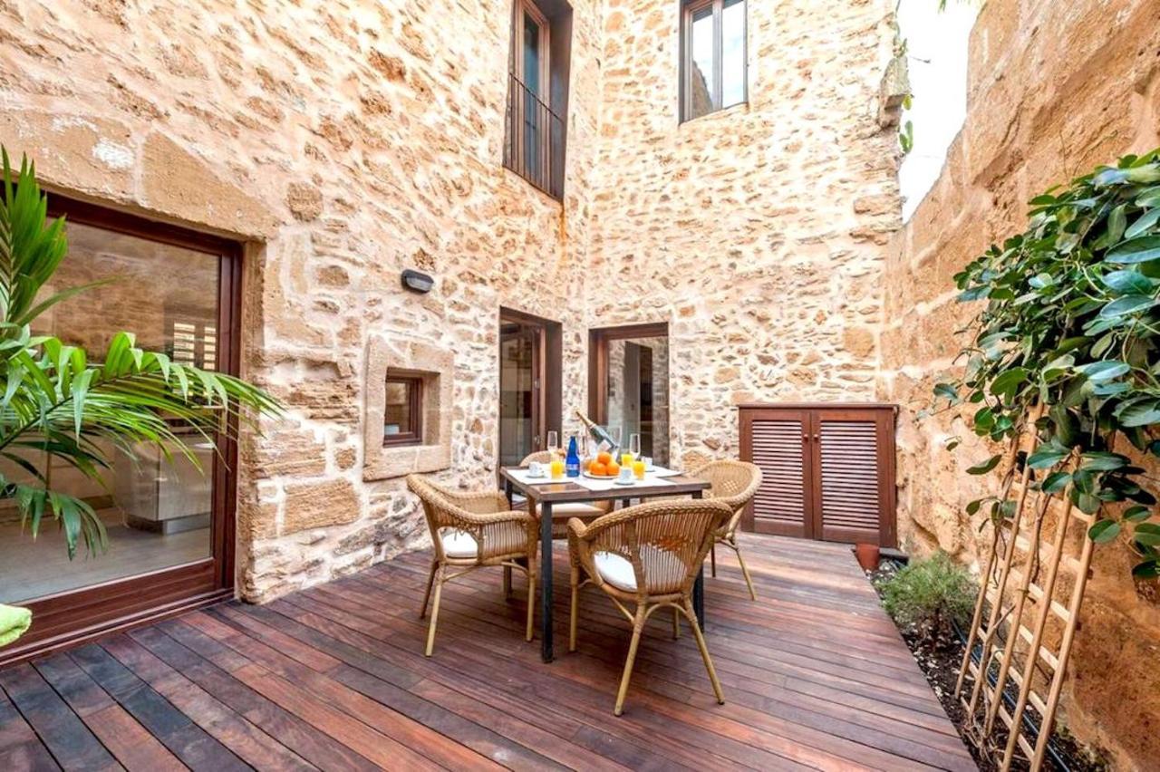 Casa Sa Pedra, en el centro histórico de Alcudia Alcúdia Exterior foto