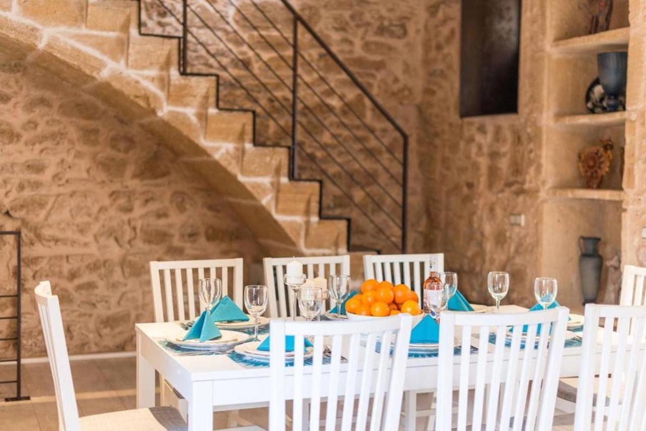 Casa Sa Pedra, en el centro histórico de Alcudia Alcúdia Exterior foto
