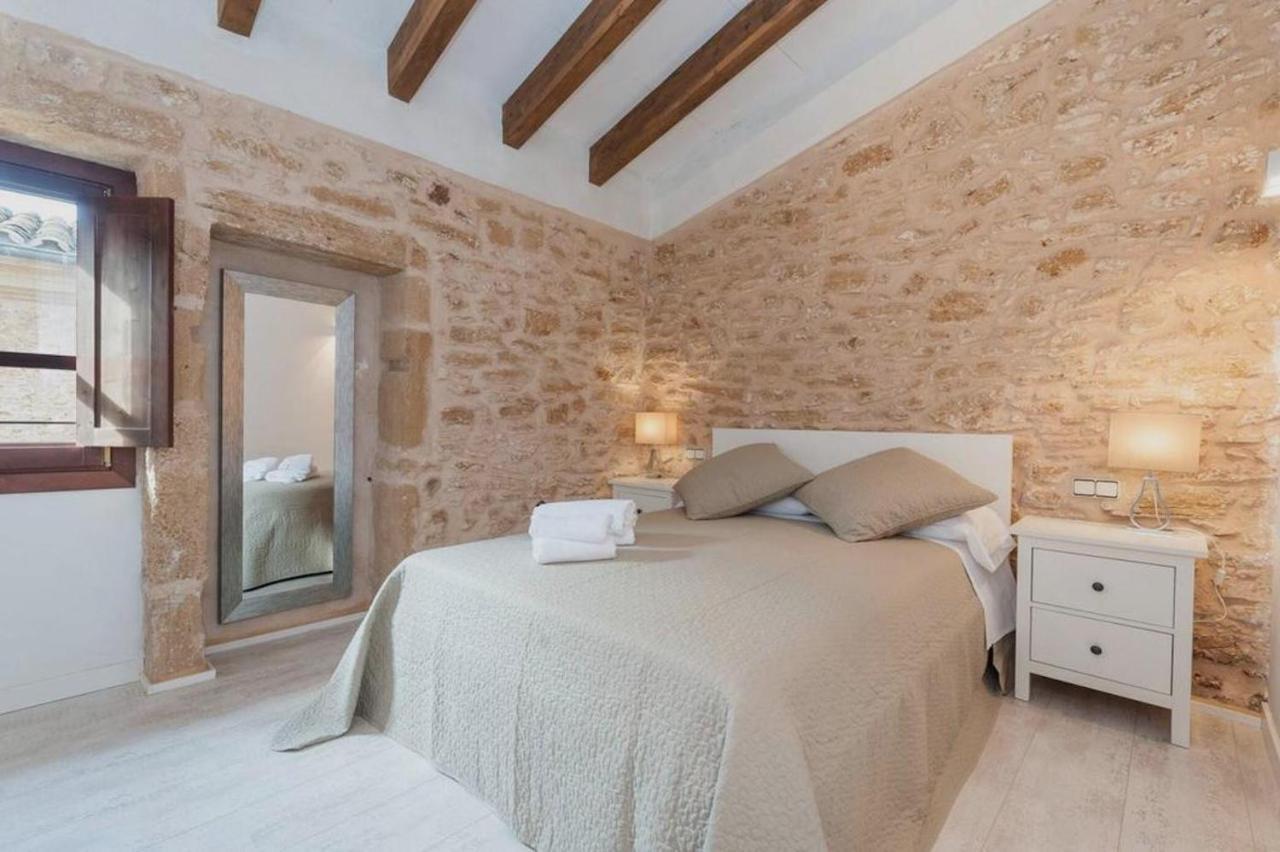 Casa Sa Pedra, en el centro histórico de Alcudia Alcúdia Exterior foto